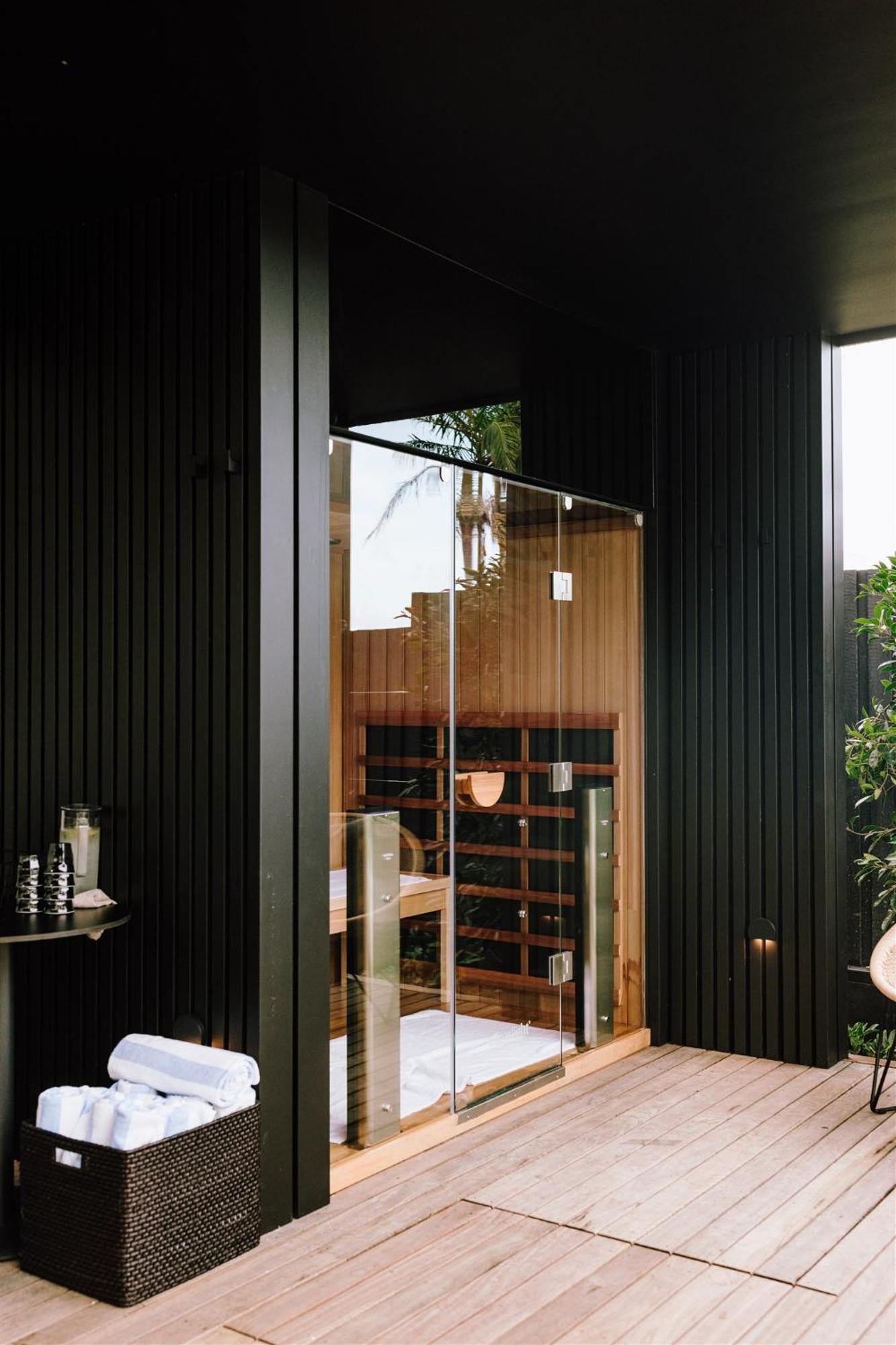 The Hide Byron Bay Hotel Exterior photo